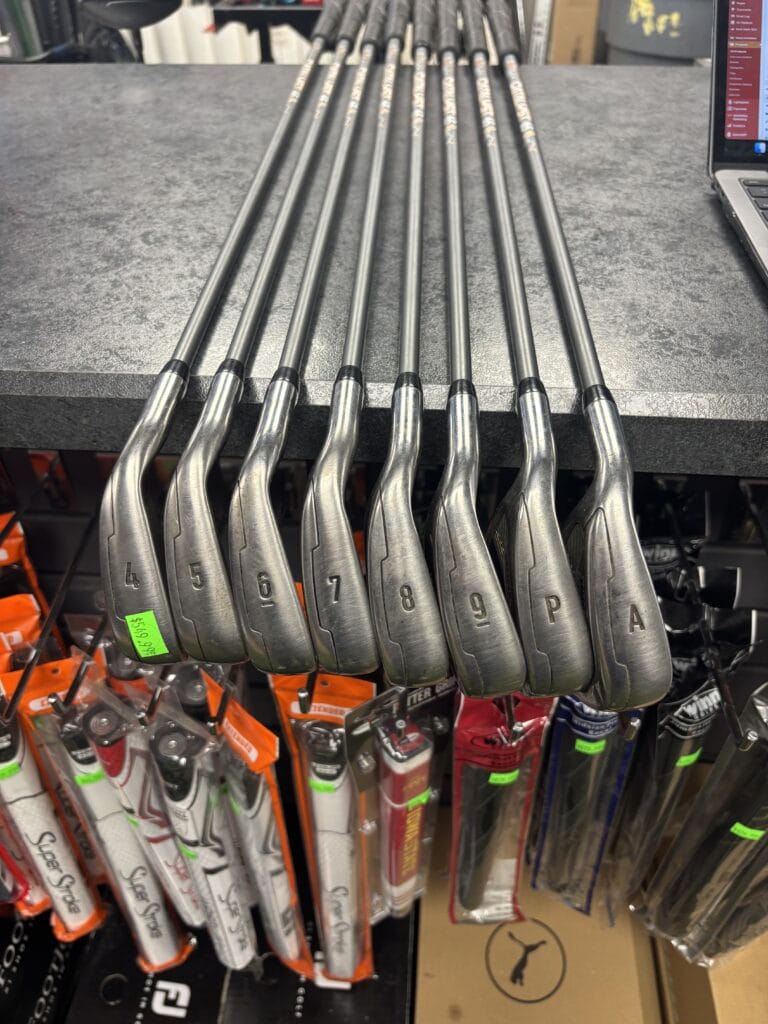 Trade In Callaway Mavrik 4-PW,AW Iron Set Regular Flex Graphite LH
